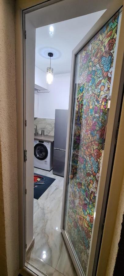 Marble Apartment *